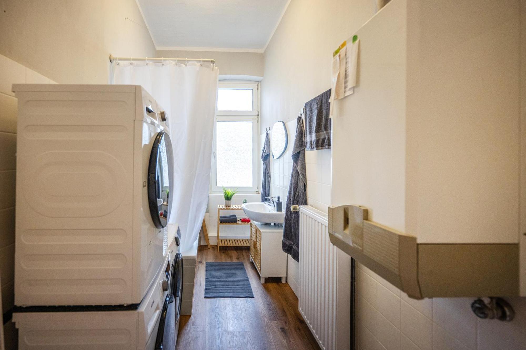 Suedstadt-oase 2 Komfort Mit 2 Sz Und Balkon Apartment
