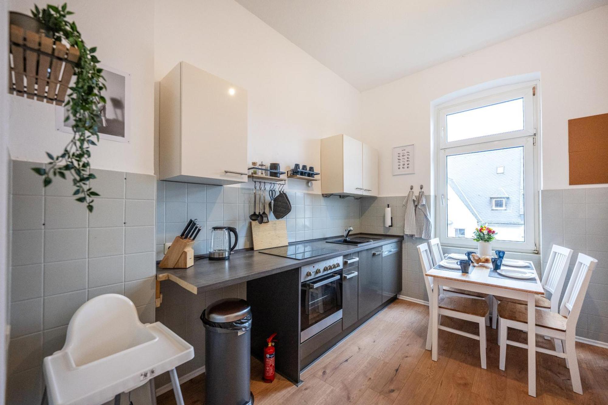 Suedstadt-oase 2 Komfort Mit 2 Sz Und Balkon Apartment *